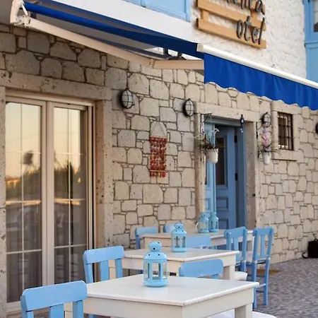 בית הארחה La Mira 3*