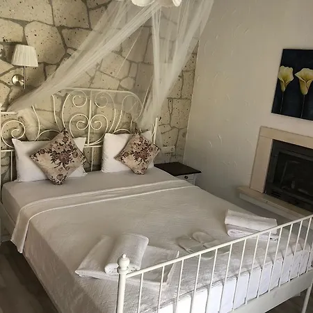 La Mira בית הארחה אלאקאטי