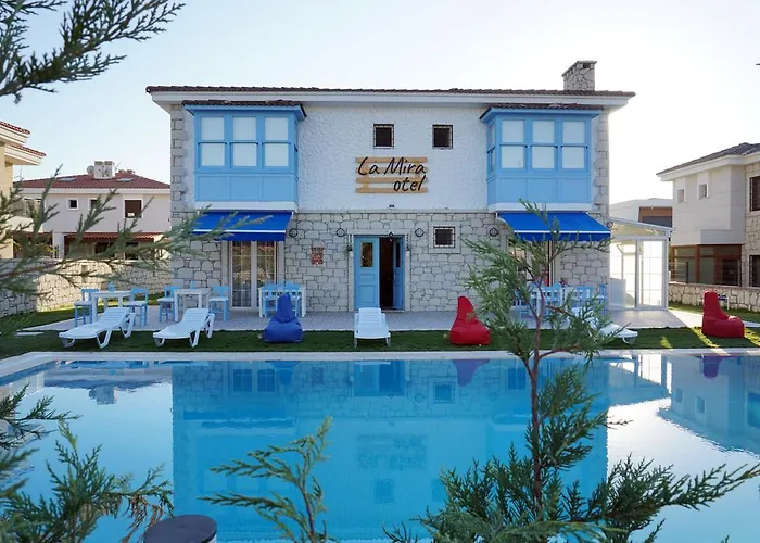 Konukevi La Mira Alaçatı