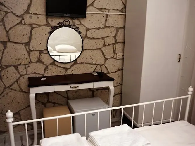 Konukevi La Mira Alaçatı